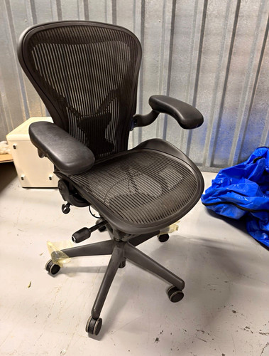 Herman miller aeron office - herman,