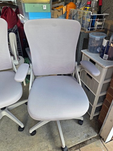 Grey mesh back swivel task - grey,